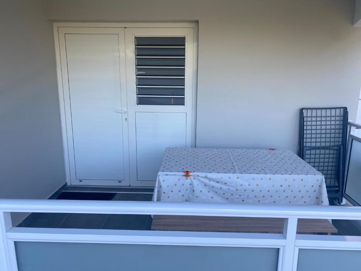 Le Domaine De Kazo Kilou Titine Apartment เลอโกซิเยร์ ภายนอก รูปภาพ