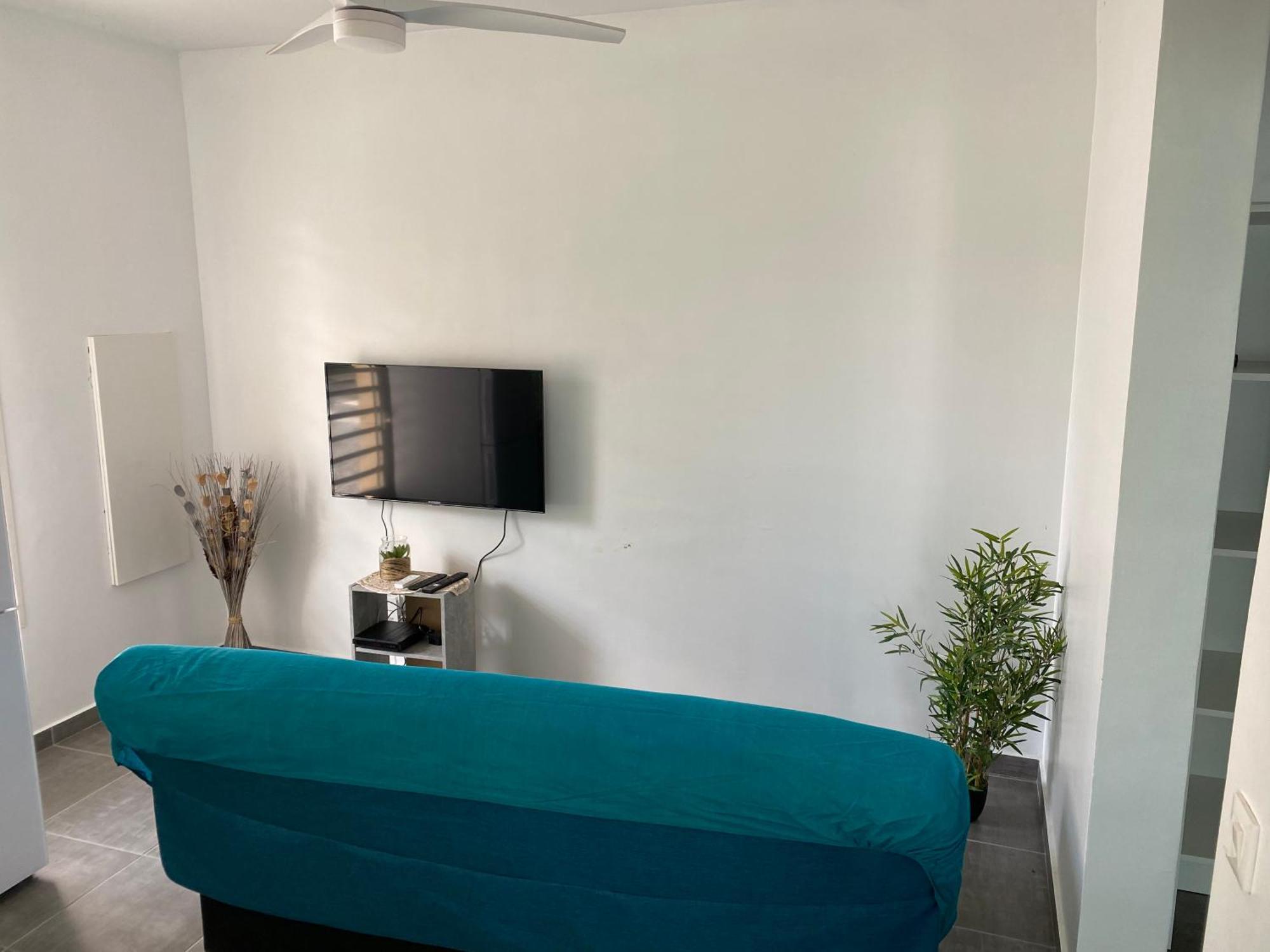 Le Domaine De Kazo Kilou Titine Apartment เลอโกซิเยร์ ภายนอก รูปภาพ